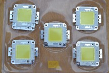 Купить SMD светодиод 100 Вт белый цвет 100xLED 300 мА 24-32 В detaluhi.ho.ua Интернет магазин в Каменец-Подольском, устройства, радиодетали, интсрументы.