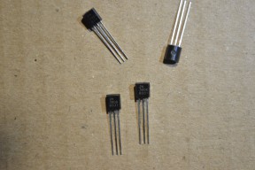 Купить Транзисторы 2N3906 detaluhi.ho.ua Интернет магазин в Каменец-Подольском, устройства, радиодетали, интсрументы.