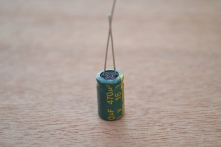 Купить Электролитические конденсаторы 470 мкф x 16 В - 12x8 мм 105 °C detaluhi.ho.ua Интернет магазин в Каменец-Подольском, устройства, радиодетали, интсрументы.