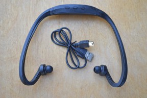 Купить Bluetooth наушники BS19 с микрофоном - черные detaluhi.ho.ua Интернет магазин в Каменец-Подольском, устройства, радиодетали, интсрументы.