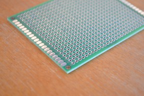 Купить Двухсторонняя макетная плата 6х8 см detaluhi.ho.ua Интернет магазин в Каменец-Подольском, устройства, радиодетали, интсрументы.