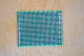 Купить Двухсторонняя макетная плата 7х9 см detaluhi.ho.ua Интернет магазин в Каменец-Подольском, устройства, радиодетали, интсрументы.