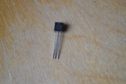 Купить Стабилизатор 78L08 detaluhi.ho.ua Интернет магазин в Каменец-Подольском, устройства, радиодетали, интсрументы.