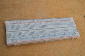 Купить Макетная плата MB-102 detaluhi.ho.ua Интернет магазин в Каменец-Подольском, устройства, радиодетали, интсрументы.