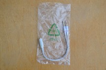 Купить Аудио-кабель переходник с 4-полюсного на два 3-полюсных 3.5 мм - белый detaluhi.ho.ua Интернет магазин в Каменец-Подольском, устройства, радиодетали, интсрументы.