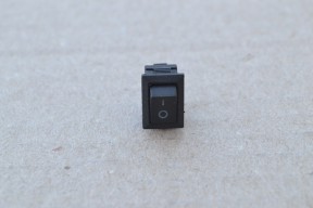 Купить Кнопочный переключатель G130 2-Pin 3 A 250 В detaluhi.ho.ua Интернет магазин в Каменец-Подольском, устройства, радиодетали, интсрументы.