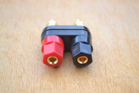 Купить Двойной разъем типа банан 4 мм мама detaluhi.ho.ua Интернет магазин в Каменец-Подольском, устройства, радиодетали, интсрументы.