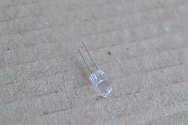 Купить Светодиод круглый 5 мм - белый detaluhi.ho.ua Интернет магазин в Каменец-Подольском, устройства, радиодетали, интсрументы.