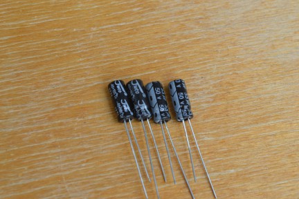 Купить Электролитические конденсаторы 33 мкф x 50 В - 11x5 мм 105 °C detaluhi.ho.ua Интернет магазин в Каменец-Подольском, устройства, радиодетали, интсрументы.