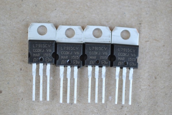 Купить Стабилизатор L7915 detaluhi.ho.ua Интернет магазин в Каменец-Подольском, устройства, радиодетали, интсрументы.