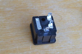 Купить Разъем для БП компьютера с местом под предохранитель - мама detaluhi.ho.ua Интернет магазин в Каменец-Подольском, устройства, радиодетали, интсрументы.