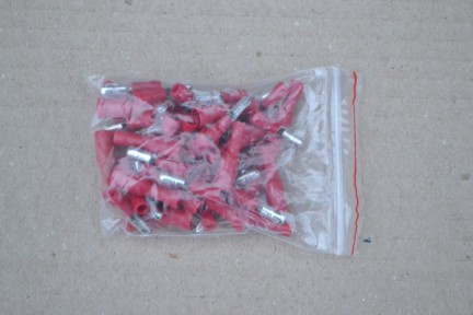 Купить Разъем обжимной с изоляцией - красный detaluhi.ho.ua Интернет магазин в Каменец-Подольском, устройства, радиодетали, интсрументы.