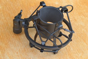 Купить Студийный конденсаторный микрофон c металлическим пауком BM800 - черный, белая сетка detaluhi.ho.ua Интернет магазин в Каменец-Подольском, устройства, радиодетали, интсрументы.