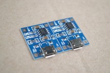 Купить Плата зарядки 18650 литиевых батарей, micro USB, без защиты detaluhi.ho.ua Интернет магазин в Каменец-Подольском, устройства, радиодетали, интсрументы.