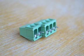 Купить Контактная клеммная колодка на 2 контакта detaluhi.ho.ua Интернет магазин в Каменец-Подольском, устройства, радиодетали, интсрументы.