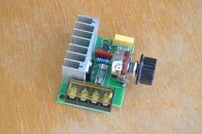 Купить SCR Регулятор напряжения диммер 4000 Вт 220 В detaluhi.ho.ua Интернет магазин в Каменец-Подольском, устройства, радиодетали, интсрументы.