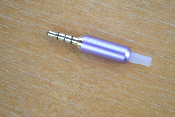 Купить Аудио разъем 3.5 мм 4 полюса, со втулкой - розовый detaluhi.ho.ua Интернет магазин в Каменец-Подольском, устройства, радиодетали, интсрументы.