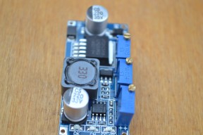 Купить Понижающий преобразователь напряжения DC-DC LM2596S для зарядных устройств detaluhi.ho.ua Интернет магазин в Каменец-Подольском, устройства, радиодетали, интсрументы.