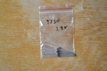 Купить Стабилитроны 1N4730-3.9 В detaluhi.ho.ua Интернет магазин в Каменец-Подольском, устройства, радиодетали, интсрументы.