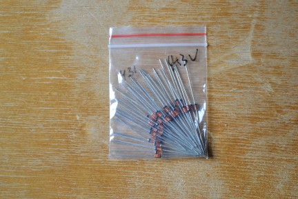 Купить Стабилитроны 1N4731-4.3 В detaluhi.ho.ua Интернет магазин в Каменец-Подольском, устройства, радиодетали, интсрументы.