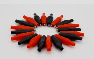 Купить Зажимы - типа крокодил, пара 35 (черный и красный) detaluhi.ho.ua Интернет магазин в Каменец-Подольском, устройства, радиодетали, интсрументы.