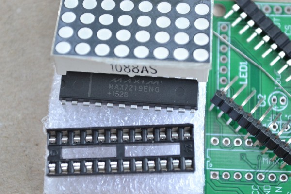 Купить MAX7219 матричный модуль дисплей DIY (кит набор) detaluhi.ho.ua Интернет магазин в Каменец-Подольском, устройства, радиодетали, интсрументы.