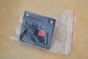 Купить Порт ввода АС - квадратный detaluhi.ho.ua Интернет магазин в Каменец-Подольском, устройства, радиодетали, интсрументы.