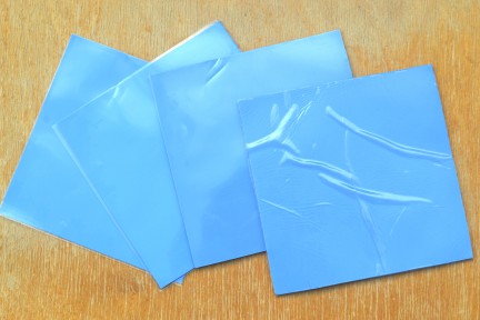 Купить Теплопроводная прокладка 100x100x1 mm detaluhi.ho.ua Интернет магазин в Каменец-Подольском, устройства, радиодетали, интсрументы.