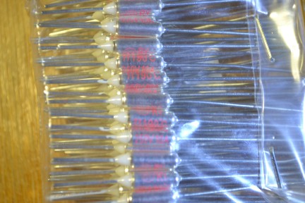 Купить Термопредохранители RY-190 detaluhi.ho.ua Интернет магазин в Каменец-Подольском, устройства, радиодетали, интсрументы.