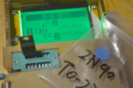 Купить Транзисторы 2N90 БУ (близкий к оригиналу) detaluhi.ho.ua Интернет магазин в Каменец-Подольском, устройства, радиодетали, интсрументы.