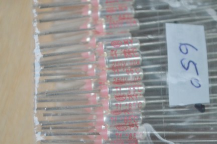 Купить Термопредохранители RY-65 detaluhi.ho.ua Интернет магазин в Каменец-Подольском, устройства, радиодетали, интсрументы.