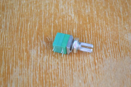 Купить Переменные резисторы 50 кОм, для аудио - c выключателем detaluhi.ho.ua Интернет магазин в Каменец-Подольском, устройства, радиодетали, интсрументы.