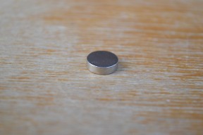 Купить Магниты неодимовые N50 10х3 мм detaluhi.ho.ua Интернет магазин в Каменец-Подольском, устройства, радиодетали, интсрументы.