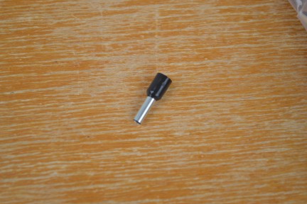 Купить Кабельный наконечник втулочный c изоляцией E 4009 3x9 мм, черный - 2 шт detaluhi.ho.ua Интернет магазин в Каменец-Подольском, устройства, радиодетали, интсрументы.