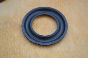 Купить Резиновый подвес для динамика 3.5 дюйма 84-48 мм detaluhi.ho.ua Интернет магазин в Каменец-Подольском, устройства, радиодетали, интсрументы.