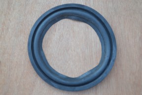 Купить Резиновый подвес для динамика 5 дюймов 120-82 мм detaluhi.ho.ua Интернет магазин в Каменец-Подольском, устройства, радиодетали, интсрументы.