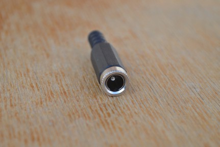 Купить Гнездо разъема питания 2.1x5.5 мм detaluhi.ho.ua Интернет магазин в Каменец-Подольском, устройства, радиодетали, интсрументы.