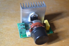 Купить SCR Регулятор напряжения диммер 4500 Вт 220 В с радиатором detaluhi.ho.ua Интернет магазин в Каменец-Подольском, устройства, радиодетали, интсрументы.