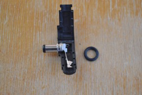 Купить Разборный штекер, 90 градусов 5.5х2.5 мм detaluhi.ho.ua Интернет магазин в Каменец-Подольском, устройства, радиодетали, интсрументы.