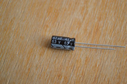 Купить Электролитические конденсаторы 47 мкф x 63 В - 11x6 мм 105 °C detaluhi.ho.ua Интернет магазин в Каменец-Подольском, устройства, радиодетали, интсрументы.