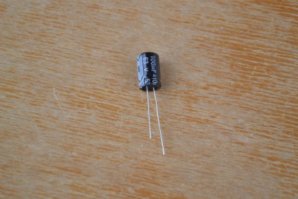 Купить Электролитические конденсаторы 100 мкф x 63 В - 12x8 мм 105 °C detaluhi.ho.ua Интернет магазин в Каменец-Подольском, устройства, радиодетали, интсрументы.