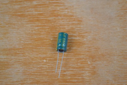 Купить Электролитические конденсаторы 680 мкф x 35 В - 17x10 мм 105 °C detaluhi.ho.ua Интернет магазин в Каменец-Подольском, устройства, радиодетали, интсрументы.