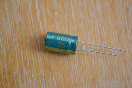 Купить Электролитические конденсаторы 680 мкф x 35 В - 17x10 мм 105 °C detaluhi.ho.ua Интернет магазин в Каменец-Подольском, устройства, радиодетали, интсрументы.