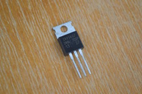 Купить Транзисторы IRF1407 detaluhi.ho.ua Интернет магазин в Каменец-Подольском, устройства, радиодетали, интсрументы.