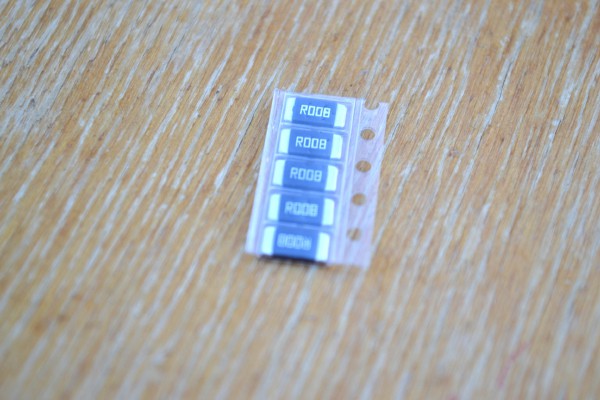 Купить SMD резисторы 2512 - 8 Ом detaluhi.ho.ua Интернет магазин в Каменец-Подольском, устройства, радиодетали, интсрументы.