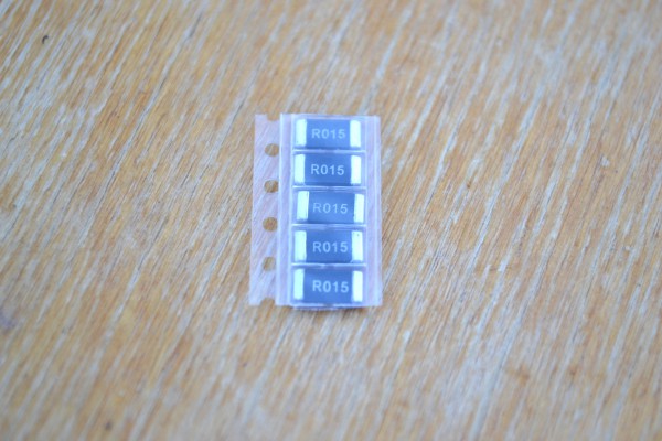 Купить SMD резисторы 2512 - 15 Ом detaluhi.ho.ua Интернет магазин в Каменец-Подольском, устройства, радиодетали, интсрументы.