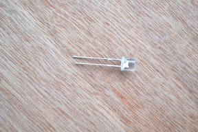 Купить Светодиод 5 мм, прозрачный, оранжевого свечения detaluhi.ho.ua Интернет магазин в Каменец-Подольском, устройства, радиодетали, интсрументы.