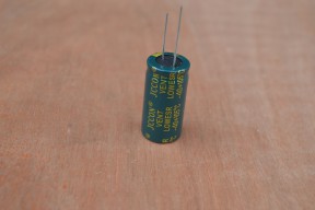 Купить Электролитические конденсаторы 10000 мкф x 25 В - 32x18 мм detaluhi.ho.ua Интернет магазин в Каменец-Подольском, устройства, радиодетали, интсрументы.