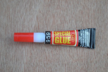 Купить Многоцелевой клей 959 1 мл detaluhi.ho.ua Интернет магазин в Каменец-Подольском, устройства, радиодетали, интсрументы.