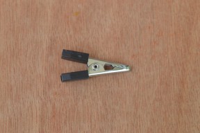 Купить Зажимы - типа крокодил, пара 30 (черный и красный) detaluhi.ho.ua Интернет магазин в Каменец-Подольском, устройства, радиодетали, интсрументы.